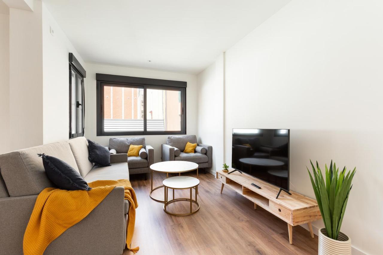 Urban Chill Apartments By Olala Homes L'Hospitalet de Llobregat Bagian luar foto