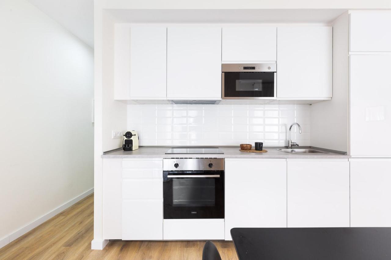 Urban Chill Apartments By Olala Homes L'Hospitalet de Llobregat Bagian luar foto