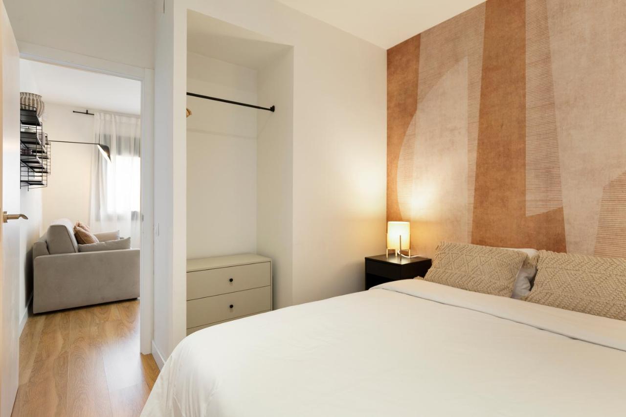 Urban Chill Apartments By Olala Homes L'Hospitalet de Llobregat Bagian luar foto