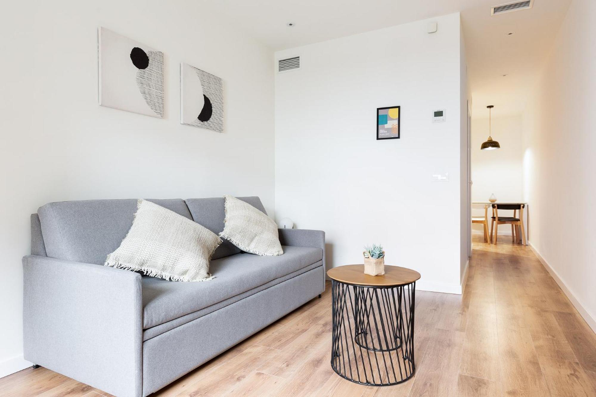 Urban Chill Apartments By Olala Homes L'Hospitalet de Llobregat Bagian luar foto